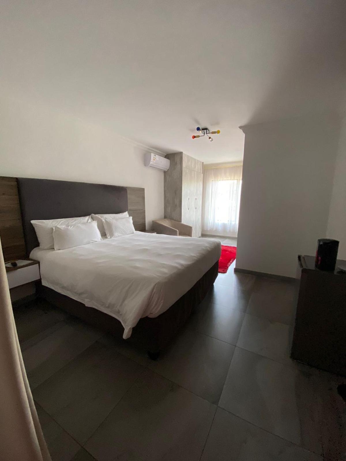 Hotel El Infinito Kempton Park Eksteriør bilde